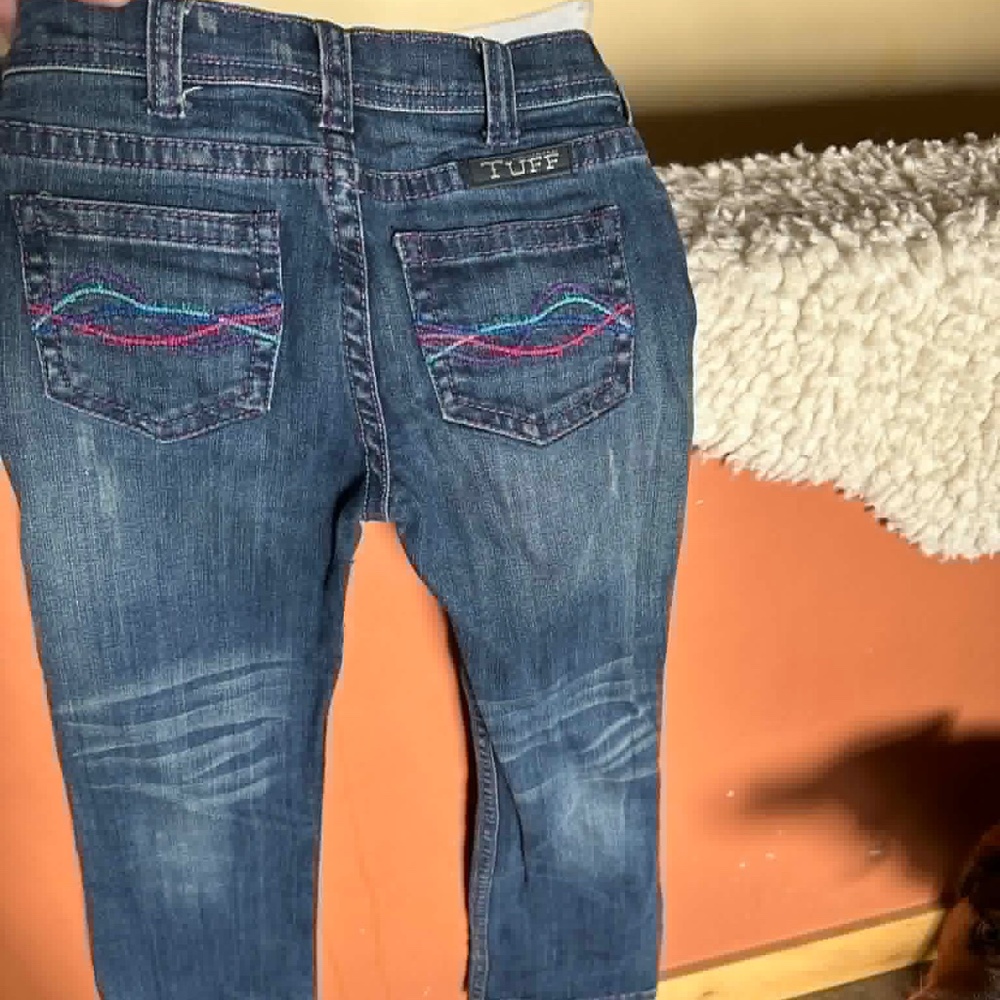 Cowgirl Tuff Jeans - Picture 3 of 4